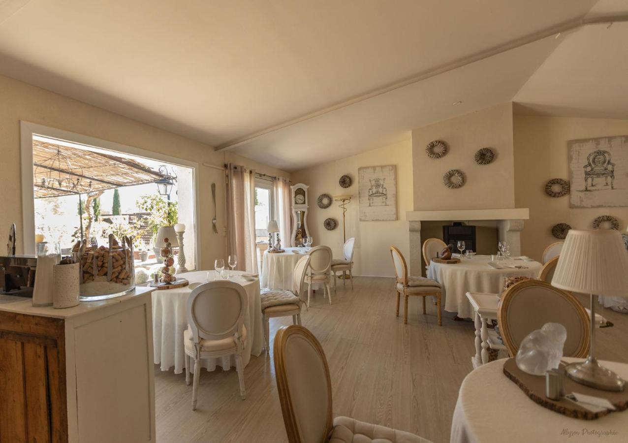 Guesthouse Le Mas De Cotignac Buitenkant foto